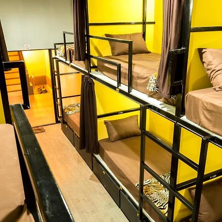 Iris Hostel Chiang Mai Extérieur photo