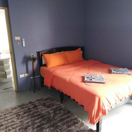 Iris Hostel Chiang Mai Extérieur photo