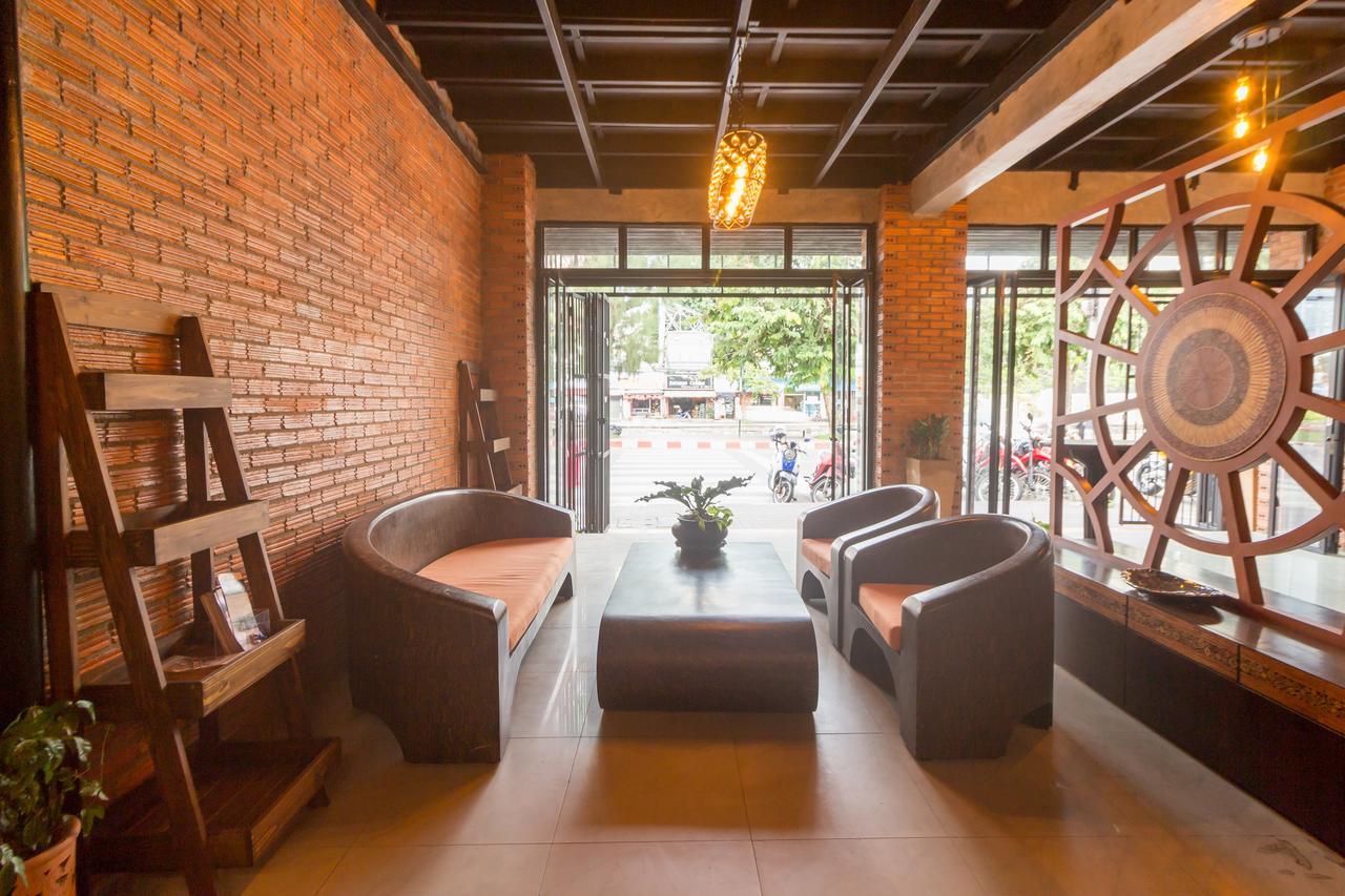 Iris Hostel Chiang Mai Extérieur photo