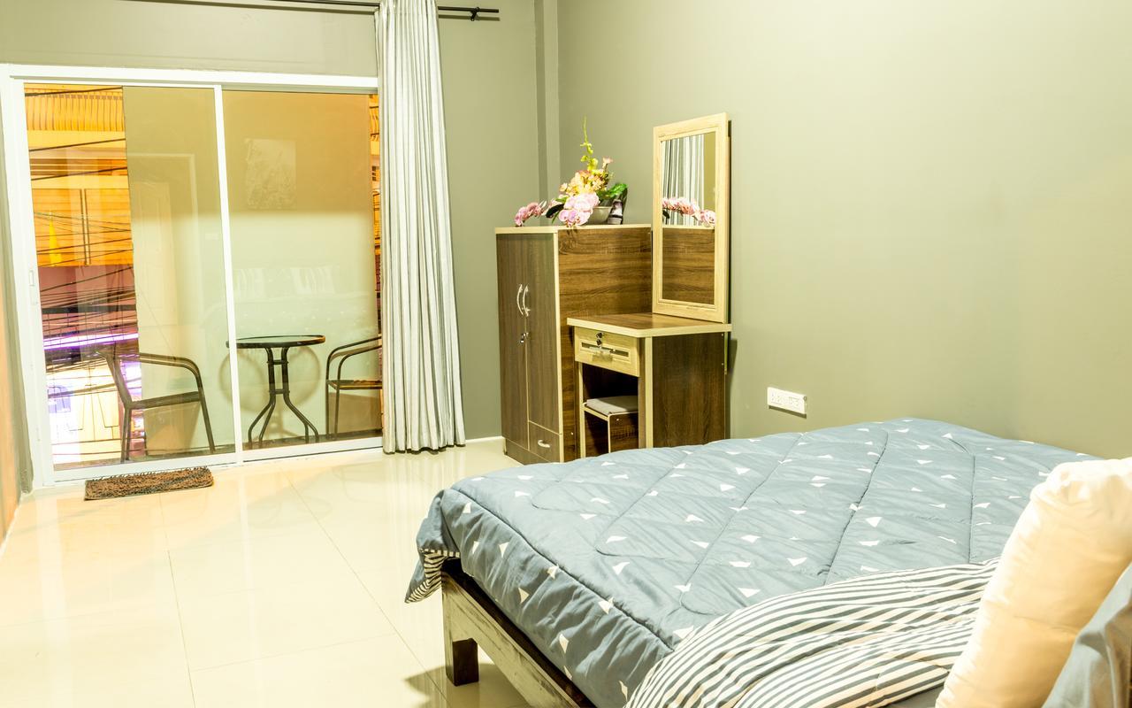 Iris Hostel Chiang Mai Extérieur photo